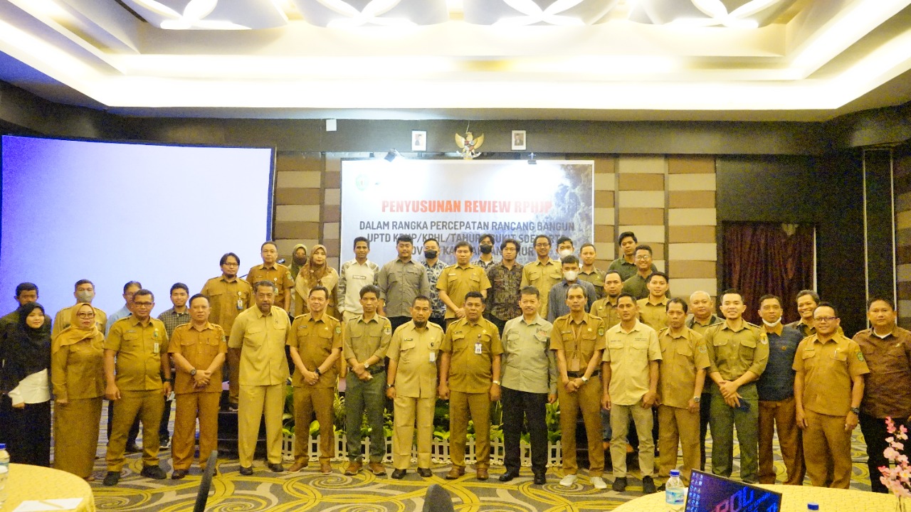 https://dishutkaltim.com/public/admin/images/gambar_berita/1664257177_WhatsApp Image 2022-09-27 at 1.38.18 PM.jpeg